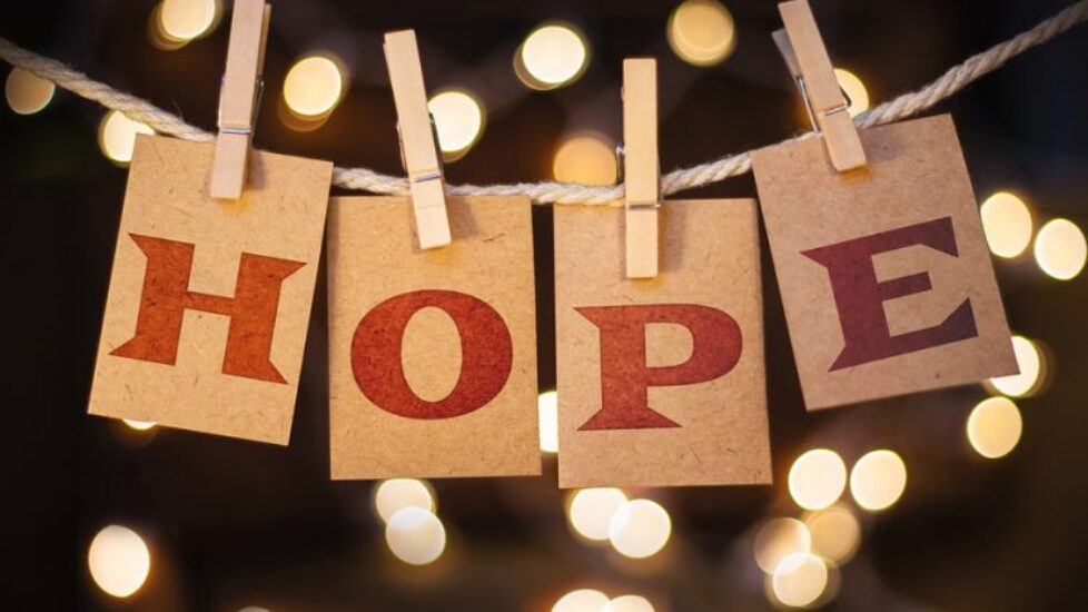 PHOTO-DAILY-INSPIRATION-THE-POWER-OF-HOPE-e1463851741614