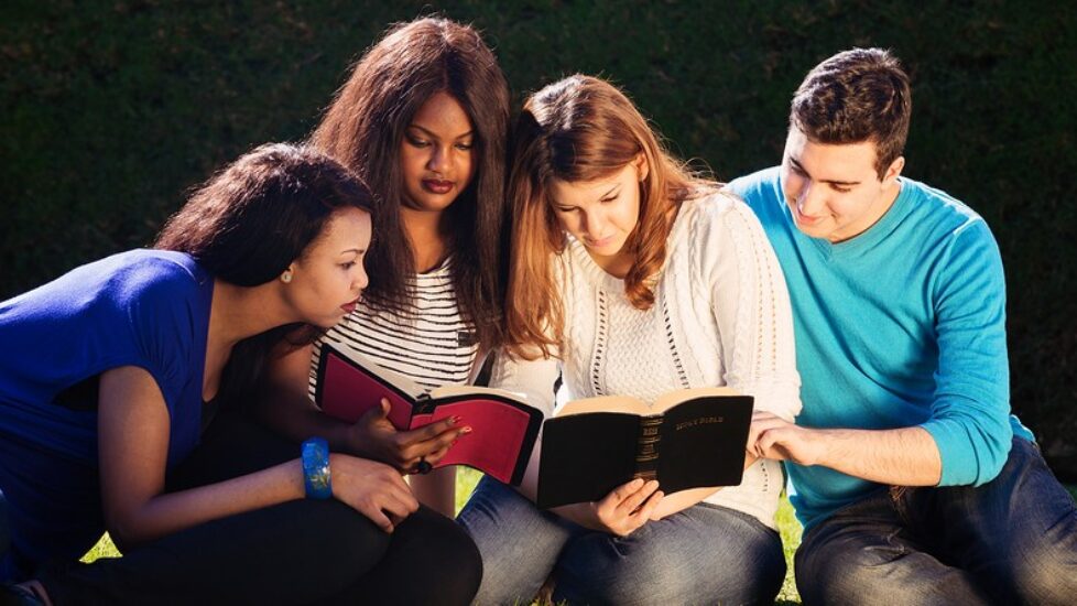 PHOTO-DAILY-INSPIRATOIN-WISDOM-900x444